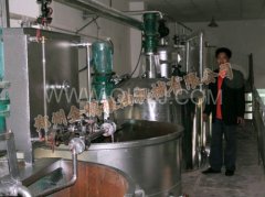 鄭州企鵝的油脂設備生產(chǎn)現(xiàn)場